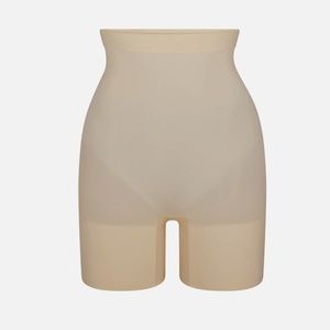 SKIMS Everyday Sculpting Shorts